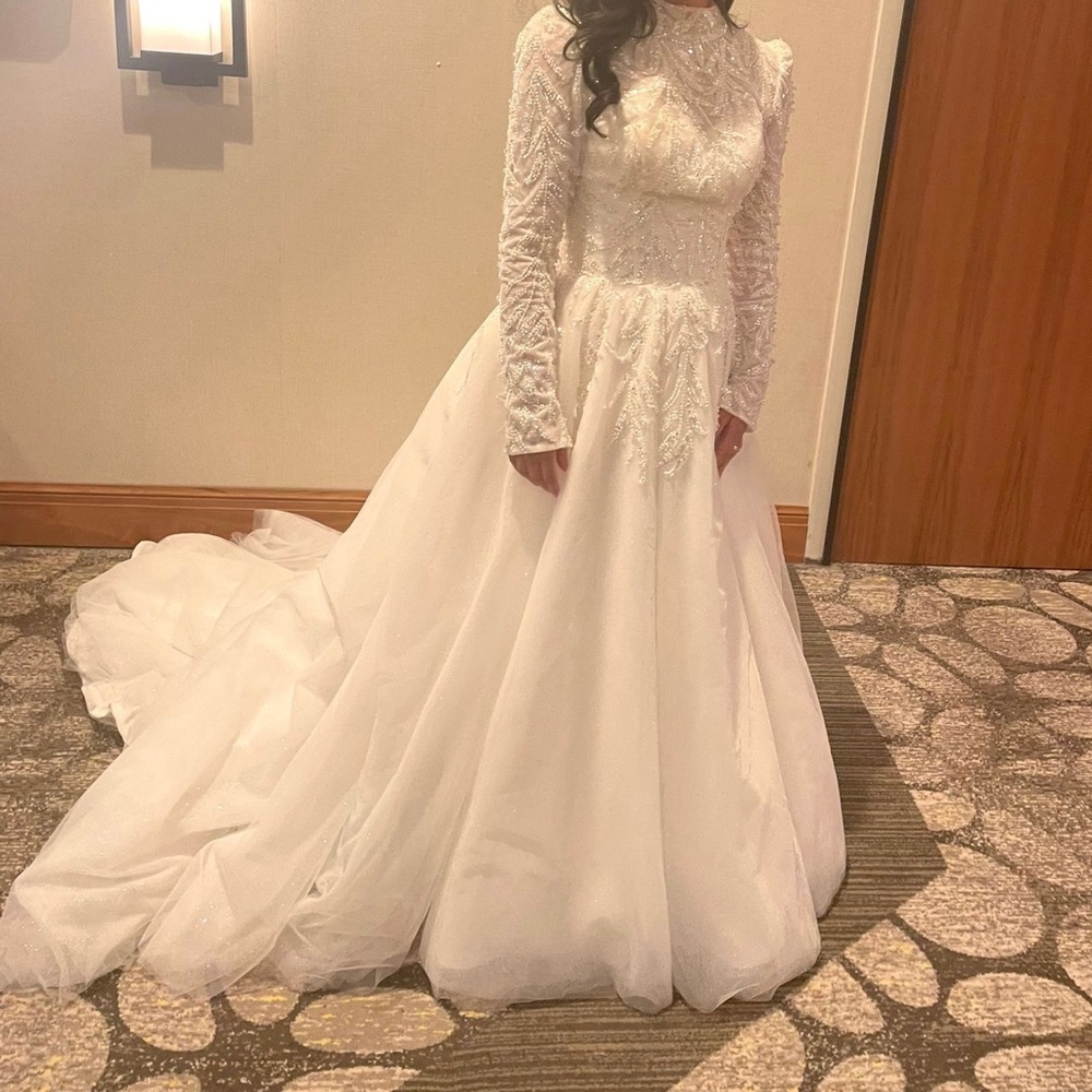 Wedding dress handmade in Switzerland